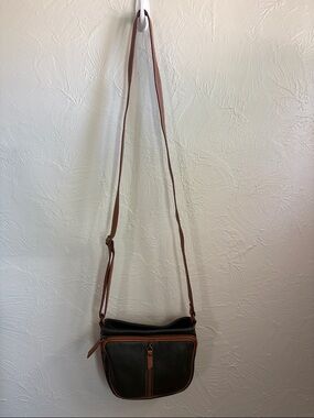 Sundance Green Crossbody with Brown Trim and Strap NWOT